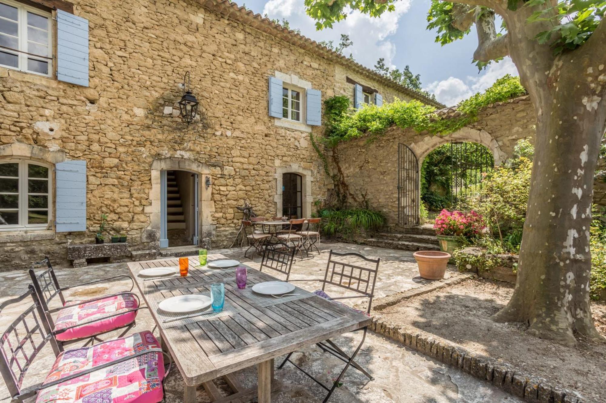 مُنيرْبْ La Maison Des Artistes المظهر الخارجي الصورة