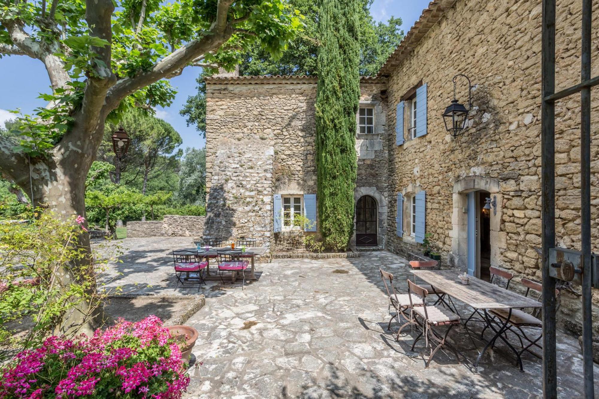 مُنيرْبْ La Maison Des Artistes المظهر الخارجي الصورة